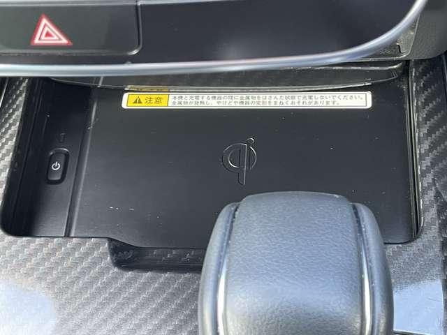 クラウンハイブリッド RS リミテッド トヨタセーフティセンス/レーダークルーズコントロール/パノラミックビューモニター/純正ナビ/ETC2.0/フルセグ/BTオーディオ/パーキングサポートブレーキ/LEDライト/シートヒーター(23枚目)