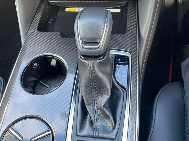 クラウンハイブリッド RS リミテッド トヨタセーフティセンス/レーダークルーズコントロール/パノラミックビューモニター/純正ナビ/ETC2.0/フルセグ/BTオーディオ/パーキングサポートブレーキ/LEDライト/シートヒーター(26枚目)