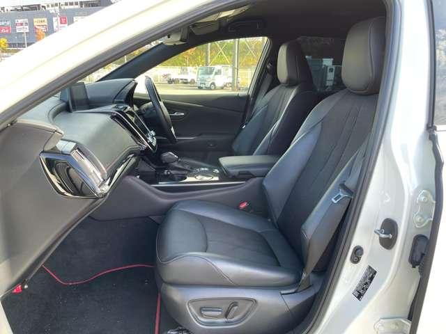 クラウンハイブリッド RS リミテッド トヨタセーフティセンス/レーダークルーズコントロール/パノラミックビューモニター/純正ナビ/ETC2.0/フルセグ/BTオーディオ/パーキングサポートブレーキ/LEDライト/シートヒーター(31枚目)