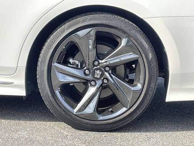 クラウンハイブリッド RS リミテッド トヨタセーフティセンス/レーダークルーズコントロール/パノラミックビューモニター/純正ナビ/ETC2.0/フルセグ/BTオーディオ/パーキングサポートブレーキ/LEDライト/シートヒーター(37枚目)