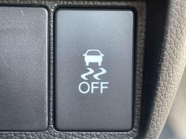 Ｎ－ＯＮＥ プレミアム・Ｌパッケージ　ギャザーズＳＤナビ／フルセグＴＶ／ＢＴオーディオ／ＤＶＤ再生／バックカメラ／スマートキー／ＨＩＤヘッドライト／純正１４インチアルミ／Ｒスポイラー／ＥＴＣ／アイドリングストップ（14枚目）