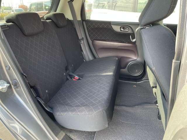 Ｎ－ＯＮＥ プレミアム・Ｌパッケージ　ギャザーズＳＤナビ／フルセグＴＶ／ＢＴオーディオ／ＤＶＤ再生／バックカメラ／スマートキー／ＨＩＤヘッドライト／純正１４インチアルミ／Ｒスポイラー／ＥＴＣ／アイドリングストップ（22枚目）