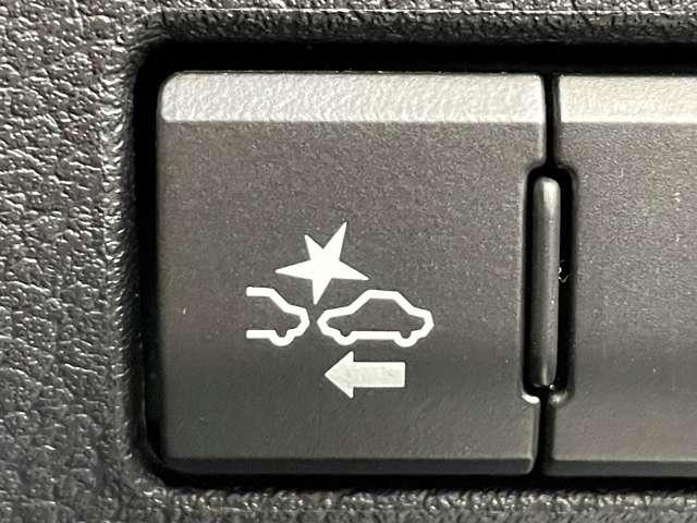 ＮＸ ＮＸ２００ｔ　Ｆスポーツ　本革シート（ヒーター）／ガラスサンルーフ／プリクラッシュセーフティ／三眼ＬＥＤヘッドライト／パワーバックドア／スマートキー／純正ＳＤナビ／ＥＴＣ／フルセグ／ＢＴオーディオ／バック＆サイドカメラ／ＥＴＣ（6枚目）