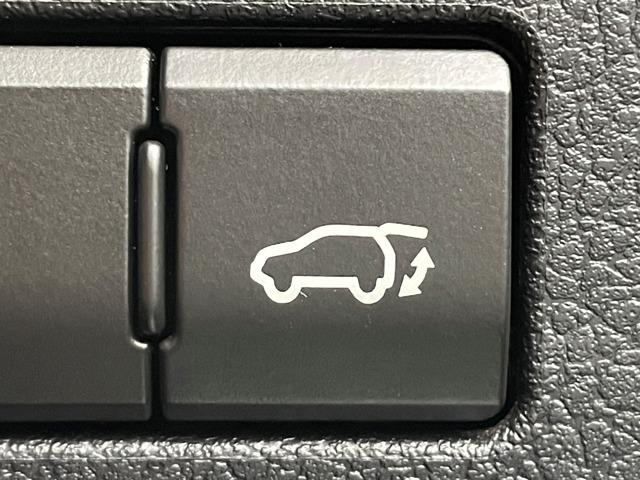 ＮＸ ＮＸ２００ｔ　Ｆスポーツ　本革シート（ヒーター）／ガラスサンルーフ／プリクラッシュセーフティ／三眼ＬＥＤヘッドライト／パワーバックドア／スマートキー／純正ＳＤナビ／ＥＴＣ／フルセグ／ＢＴオーディオ／バック＆サイドカメラ／ＥＴＣ（7枚目）