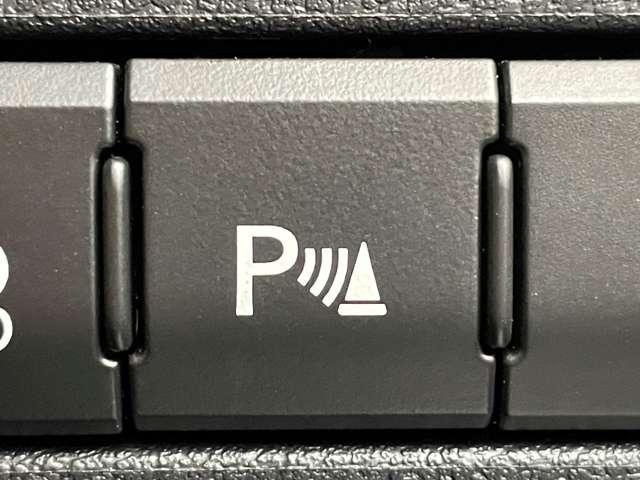 ＮＸ ＮＸ２００ｔ　Ｆスポーツ　本革シート（ヒーター）／ガラスサンルーフ／プリクラッシュセーフティ／三眼ＬＥＤヘッドライト／パワーバックドア／スマートキー／純正ＳＤナビ／ＥＴＣ／フルセグ／ＢＴオーディオ／バック＆サイドカメラ／ＥＴＣ（9枚目）