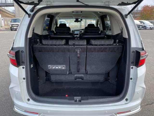 オデッセイハイブリッド ハイブリッドアブソルート・EXホンダセンシング CMBS/アダプティブクルーズコントロール&LKAS/ギャザーズ9インチメモリーナビ&連動ETC/フリップダウンモニター/フルセグTV/BTオーディオ/DVD再生/マルチビューカメラ/両側電動ドア(35枚目)