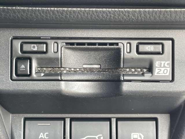 プリウス Ｚ　ワンオーナー／セーフティセンス＆チームメイト／レーダークルコン／パノラマルーフ／メーカーディスプレイオーディオ＆ナビ／フルセグ／ＢＴオーディオ／パワーバックドア／ＬＥＤライト／スマートキー／ＥＴＣ（18枚目）