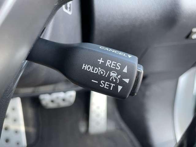 �u���[�_�[�N���[�Y�R���g���[���v�@�O�𑖂�N���}�Ƃ̎Ԋԋ��������ɕۂ��Ȃ��瑬�x�������ĒǏ]���Ă����̂ŁA�������h���C�u���̕��S���y�����܂���