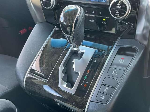 ヴェルファイア ２．５Ｚ　Ａエディション　Ｗサンルーフ／プリクラッシュセーフティ／レーダークルーズコントロール／両側パワースライドドア／インテリジェントクリアランスソナー／純正９インチＳＤナビ／フルセグ／ＢＴオーディオ／バックカメラ／ＥＴＣ（22枚目）