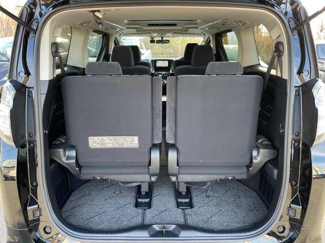 ヴェルファイア ２．５Ｚ　Ａエディション　Ｗサンルーフ／プリクラッシュセーフティ／レーダークルーズコントロール／両側パワースライドドア／インテリジェントクリアランスソナー／純正９インチＳＤナビ／フルセグ／ＢＴオーディオ／バックカメラ／ＥＴＣ（32枚目）