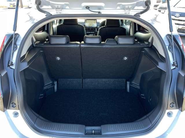 アクア Ｚ　セーフティセンス／レーダークルーズコントロール／パノラミックビューモニター／パーキングサポートブレーキ／メーカーディスプレイオーディオ＆純正ナビ／フルセグ／ＢＴオーディオ／シート＆スアリングヒーター（31枚目）