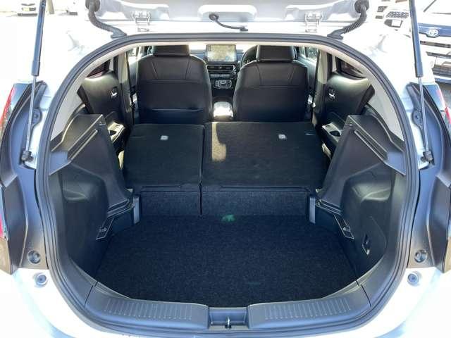 アクア Ｚ　セーフティセンス／レーダークルーズコントロール／パノラミックビューモニター／パーキングサポートブレーキ／メーカーディスプレイオーディオ＆純正ナビ／フルセグ／ＢＴオーディオ／シート＆スアリングヒーター（32枚目）