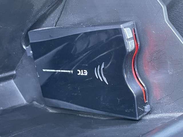 ソリオバンディット ハイブリッドＭＶ　デュアルセンサーブレーキサポート／純正ＯＰパナソニックＳＤナビ／フルセグ／ＢＴオーディオ／ＤＶＤ再生／バックカメラ／キーレスプッシュスタート／両側パワースライドドア／ＬＥＤヘッドライト／シートヒーター（14枚目）