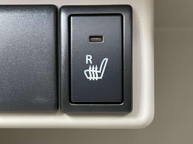 アルトラパン Ｘ　セーフティサポート／全方位モニター／純正ＯＰパナソニック８インチＳＤナビ／フルセグ／ＢＴオーディオ／ＤＶＤ再生／スマートキー／ＨＩＤヘッドライト／運転席シートヒーター／純正アルミ／パーキングセンサー（11枚目）