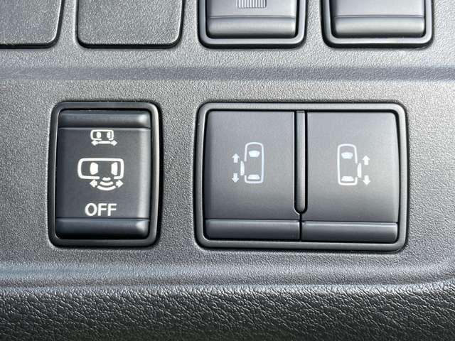 セレナ ｅ－パワー　ハイウェイスターＶ　プロパイロット／エマージェンシーブレーキ／アラウンドビューモニター／純正９インチＳＤナビ＆連動ＥＴＣ／ＢＴオーディオ／両側パワースライドドア／ＬＥＤヘッドライト／インテリジェントキー／ＥＴＣ（11枚目）