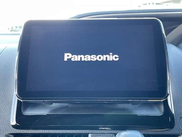 ヴォクシー ＺＳ　煌　トヨタセーフティセンス／パナソニック９インチフローティングナビ／フルセグ／ＢＴオーディオ／バックカメラ／スマートキー／両側パワースライドドア／ＬＥＤヘッドライト／アイドリングストップ／純正アルミ（8枚目）