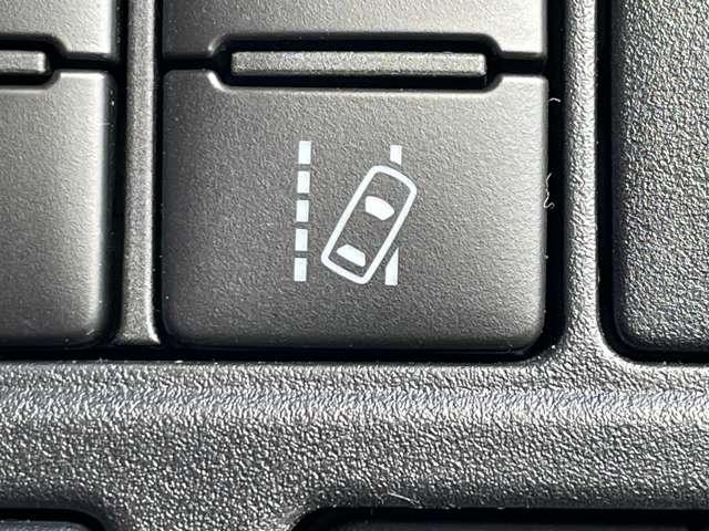 ヴォクシー ＺＳ　煌　トヨタセーフティセンス／パナソニック９インチフローティングナビ／フルセグ／ＢＴオーディオ／バックカメラ／スマートキー／両側パワースライドドア／ＬＥＤヘッドライト／アイドリングストップ／純正アルミ（18枚目）