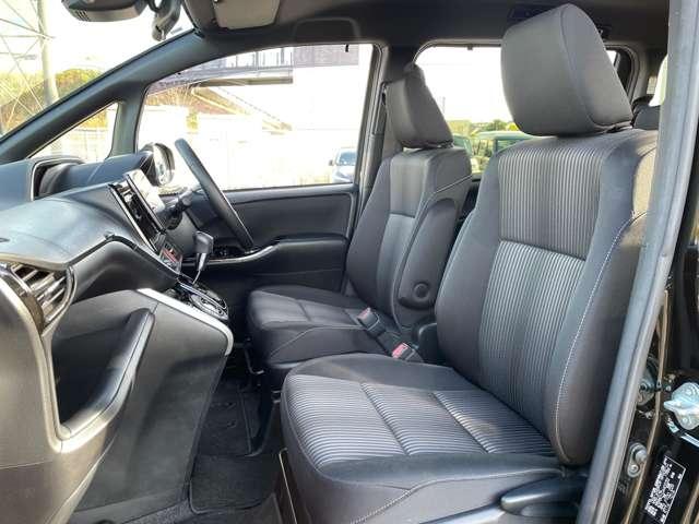 ヴォクシー ＺＳ　煌　トヨタセーフティセンス／パナソニック９インチフローティングナビ／フルセグ／ＢＴオーディオ／バックカメラ／スマートキー／両側パワースライドドア／ＬＥＤヘッドライト／アイドリングストップ／純正アルミ（24枚目）