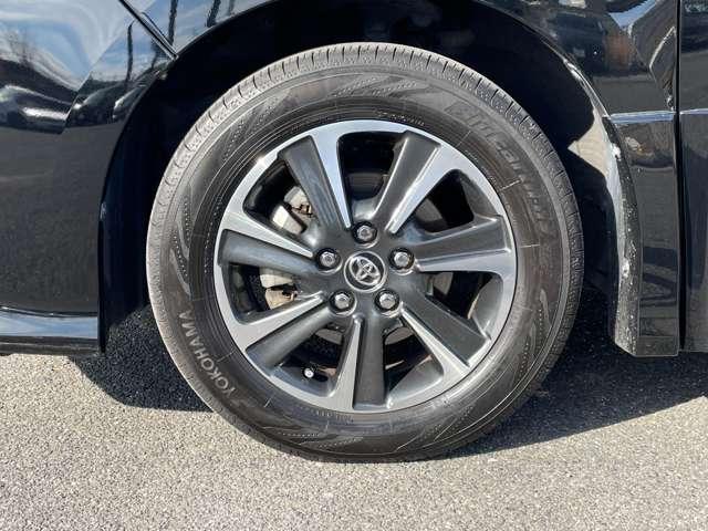 ヴォクシー ＺＳ　煌　トヨタセーフティセンス／パナソニック９インチフローティングナビ／フルセグ／ＢＴオーディオ／バックカメラ／スマートキー／両側パワースライドドア／ＬＥＤヘッドライト／アイドリングストップ／純正アルミ（31枚目）