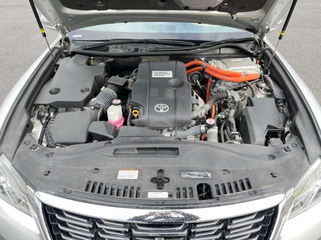 クラウンハイブリッド ロイヤルサルーン　ワンオーナー／セーフティセンス／レーダークルーズコントロール／純正ＳＤナビ＆連動ＥＴＣ／フルセグ／ＢＴオーディオ／バックカメラ／スマートキー／ＬＥＤヘッドライト／シート＆ステアリングヒーター（27枚目）