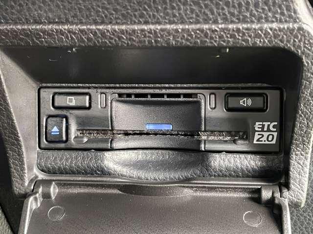 ヴォクシー Ｓ－Ｚ　セーフティセンス／レーダークルーズコントロール／社外１８インチアルミ／ＢＬｉＴＺ車高調／パーキングサポートブレーキ／プロアクティブドライビングアシスト／純正ディスプレイ＆ナビ／両側パワースライドドア（24枚目）