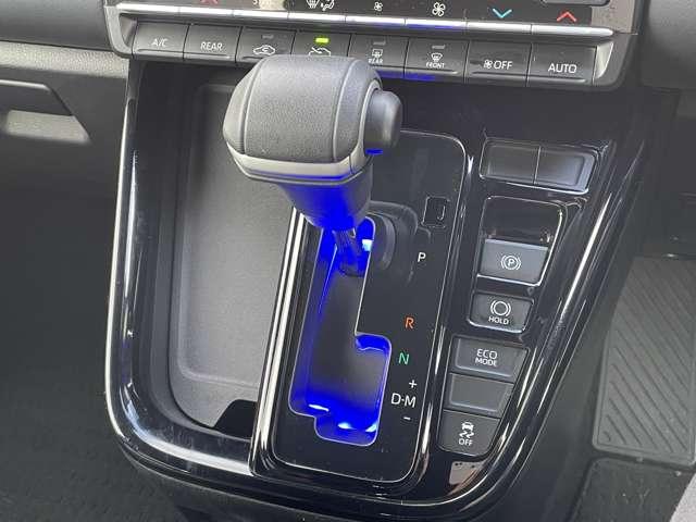 ヴォクシー Ｓ－Ｚ　セーフティセンス／レーダークルーズコントロール／社外１８インチアルミ／ＢＬｉＴＺ車高調／パーキングサポートブレーキ／プロアクティブドライビングアシスト／純正ディスプレイ＆ナビ／両側パワースライドドア（31枚目）