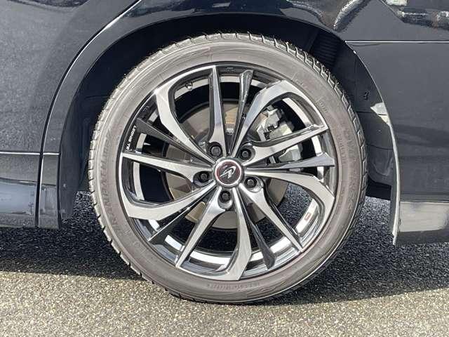 ヴォクシー Ｓ－Ｚ　セーフティセンス／レーダークルーズコントロール／社外１８インチアルミ／ＢＬｉＴＺ車高調／パーキングサポートブレーキ／プロアクティブドライビングアシスト／純正ディスプレイ＆ナビ／両側パワースライドドア（44枚目）