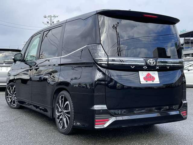 ヴォクシー Ｓ－Ｚ　セーフティセンス／レーダークルーズコントロール／社外１８インチアルミ／ＢＬｉＴＺ車高調／パーキングサポートブレーキ／プロアクティブドライビングアシスト／純正ディスプレイ＆ナビ／両側パワースライドドア（46枚目）