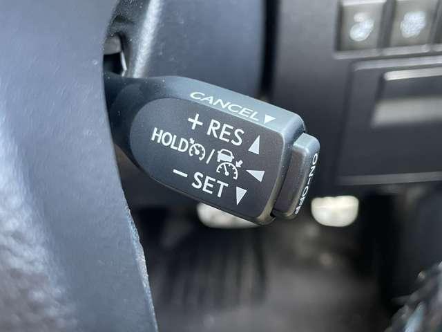 アルファード ２．５Ｓ　Ｃパッケージ　７名　フリップダウンモニター／パノラミックビューモニター／ＪＢＬ置くだけ充電／デジタルミラー／バルド２１ＡＷ／モデリスタエアロ／両側パワースライドドア／ナビ／レーダークルーズコントロール／サンルーフ（18枚目）