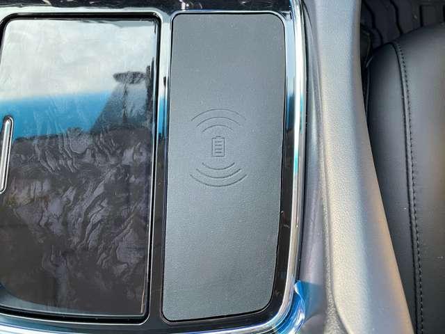 アルファード ２．５Ｓ　Ｃパッケージ　７名　フリップダウンモニター／パノラミックビューモニター／ＪＢＬ置くだけ充電／デジタルミラー／バルド２１ＡＷ／モデリスタエアロ／両側パワースライドドア／ナビ／レーダークルーズコントロール／サンルーフ（29枚目）