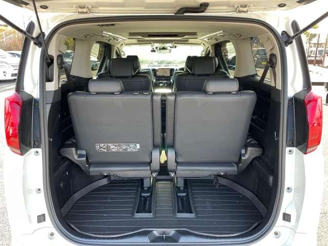 アルファード ２．５Ｓ　Ｃパッケージ　７名　フリップダウンモニター／パノラミックビューモニター／ＪＢＬ置くだけ充電／デジタルミラー／バルド２１ＡＷ／モデリスタエアロ／両側パワースライドドア／ナビ／レーダークルーズコントロール／サンルーフ（53枚目）