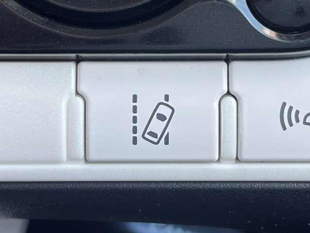 プリウス Ｓ　ワンオーナー／禁煙／トヨタセーフティセンスＰ／ＰＣＳ／レーダークルーズコントロール／Ｂカメラ／ＳＤナビ／フルセグ／ＤＶＤ再生／ＢＴオーディオ／ＥＴＣ／純正１５ＡＷ／ＬＥＤヘッド＆フォグ／（14枚目）