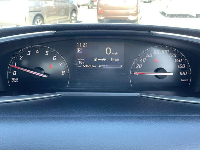 シエンタ １．５Ｇ　７名　両側パワースライドドア／バックカメラ／前席シートヒーター／フルセグ視聴／ＤＶＤ再生／ＢＴオーディオ／ＥＴＣ／アイドリングストップ／スマートエントリー＆スタートシステム（15枚目）