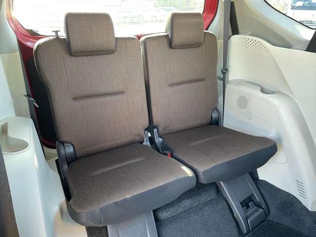 シエンタ １．５Ｇ　７名　両側パワースライドドア／バックカメラ／前席シートヒーター／フルセグ視聴／ＤＶＤ再生／ＢＴオーディオ／ＥＴＣ／アイドリングストップ／スマートエントリー＆スタートシステム（24枚目）