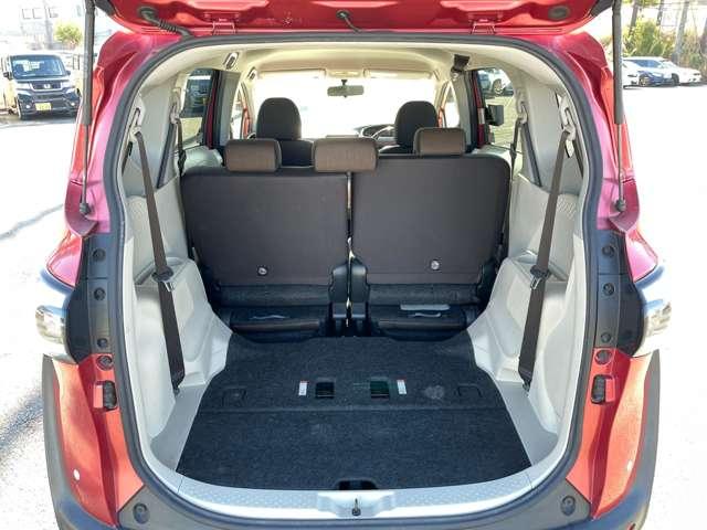 シエンタ １．５Ｇ　７名　両側パワースライドドア／バックカメラ／前席シートヒーター／フルセグ視聴／ＤＶＤ再生／ＢＴオーディオ／ＥＴＣ／アイドリングストップ／スマートエントリー＆スタートシステム（26枚目）