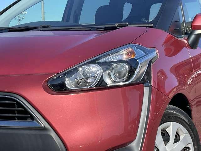 シエンタ １．５Ｇ　７名　両側パワースライドドア／バックカメラ／前席シートヒーター／フルセグ視聴／ＤＶＤ再生／ＢＴオーディオ／ＥＴＣ／アイドリングストップ／スマートエントリー＆スタートシステム（27枚目）