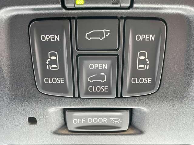 アルファード ２．５Ｓ　タイプゴールド　サンルーフ／フリップダウンモニター／両側パワースライドドア／バックカメラ／純正Ｄオーディオナビ／ＣＤ／ＤＶＤ／フルセグＴＶ／ＥＴＣ／純正１８インチＡＷ／ハーフレザー／スマートキー／ＬＥＤヘッドライト／（9枚目）