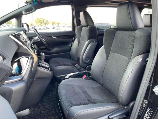 アルファード ２．５Ｓ　タイプゴールド　サンルーフ／フリップダウンモニター／両側パワースライドドア／バックカメラ／純正Ｄオーディオナビ／ＣＤ／ＤＶＤ／フルセグＴＶ／ＥＴＣ／純正１８インチＡＷ／ハーフレザー／スマートキー／ＬＥＤヘッドライト／（32枚目）