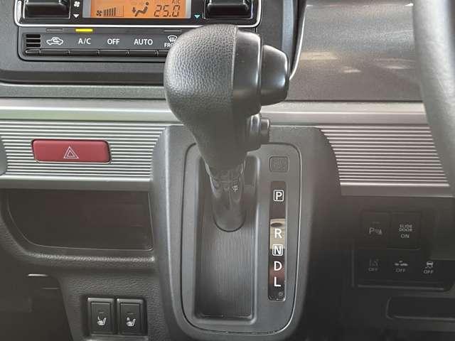 スペーシアギア ハイブリッドＸＺ　ワンオーナー／デュアルカメラブレーキサポート／両側パワースライドドア／バックカメラ／パーキングセンサー／シートヒーター／ケンウッド７インチナビ／ＢＴオーディオ／フルセグ視聴／キーレスプッシュスタート（19枚目）