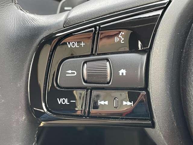 ヴェゼル ｅ：ＨＥＶ　Ｚ　ホンダセンシング／アダプティブクルーズコントロール＆ＬＫＡＳ／踏み間違い衝突軽減／純正ディスプレイ＆ナビ／フルセグＴＶ／ＢＴオーディオ／マルチビューカメラ／ＥＴＣ２．０／スマートキー（32枚目）