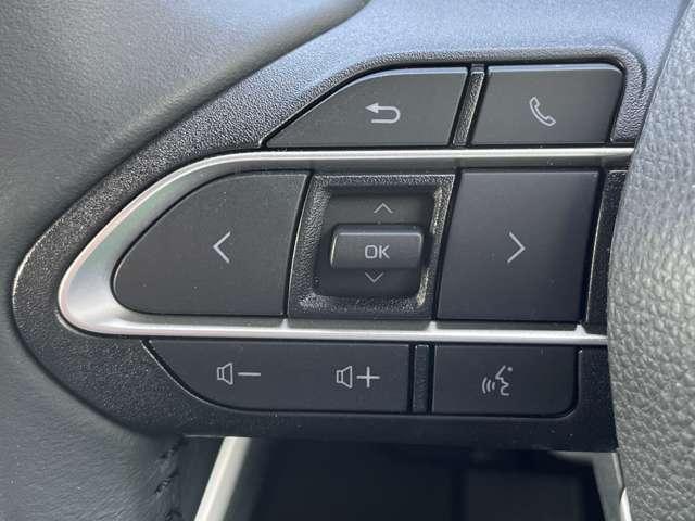 ノア ハイブリッドＳ－Ｚ　ワンオーナー／セーフティセンス／モデリスタエアロパーツ／メーカー１０．５インチディスプレイ＆純正ナビ／フリップダウンモニター／両側パワースライドドア／レーダークルコン／パーキングサポートブレーキ（26枚目）