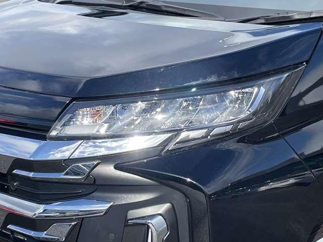 ノア ハイブリッドＳ－Ｚ　ワンオーナー／セーフティセンス／モデリスタエアロパーツ／メーカー１０．５インチディスプレイ＆純正ナビ／フリップダウンモニター／両側パワースライドドア／レーダークルコン／パーキングサポートブレーキ（35枚目）