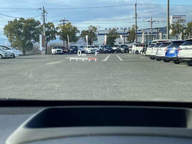 ヤリス ハイブリッドＺ　セーフティセンス／ＧＲエアロパーツ／パノラミックビューモニター／純正ディスプレイオーディオ／ＢＴオーディオ／社外１６インチアルミ／ＬＥＤヘッドライト／レーダークルコン／ＰＫＳＢ／スマートキー／ＥＴＣ（19枚目）