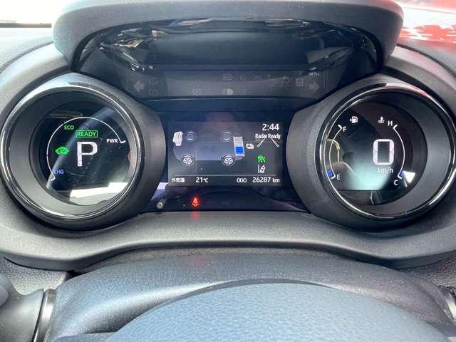 ヤリス ハイブリッドＺ　セーフティセンス／ＧＲエアロパーツ／パノラミックビューモニター／純正ディスプレイオーディオ／ＢＴオーディオ／社外１６インチアルミ／ＬＥＤヘッドライト／レーダークルコン／ＰＫＳＢ／スマートキー／ＥＴＣ（23枚目）