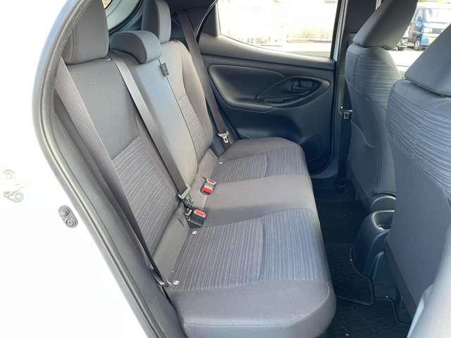 ヤリス ハイブリッドＺ　セーフティセンス／ＧＲエアロパーツ／パノラミックビューモニター／純正ディスプレイオーディオ／ＢＴオーディオ／社外１６インチアルミ／ＬＥＤヘッドライト／レーダークルコン／ＰＫＳＢ／スマートキー／ＥＴＣ（31枚目）