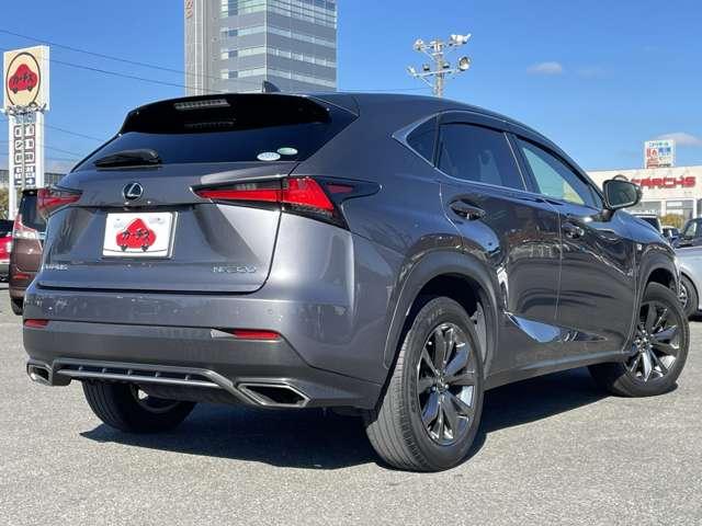 ＮＸ ＮＸ３００　Ｆスポーツ　セーフティシステムプラス／パノラマルーフ／パノラミックビューモニター／三眼ＬＥＤヘッドライト／電動格納リアシート／パワーバックドア／専用シート／ベンチレーション／スマートキー／レーダークルコン（4枚目）