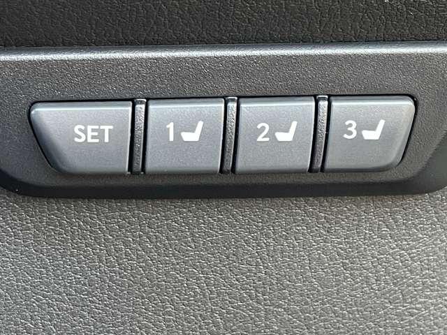 ＮＸ ＮＸ３００　Ｆスポーツ　セーフティシステムプラス／パノラマルーフ／パノラミックビューモニター／三眼ＬＥＤヘッドライト／電動格納リアシート／パワーバックドア／専用シート／ベンチレーション／スマートキー／レーダークルコン（27枚目）