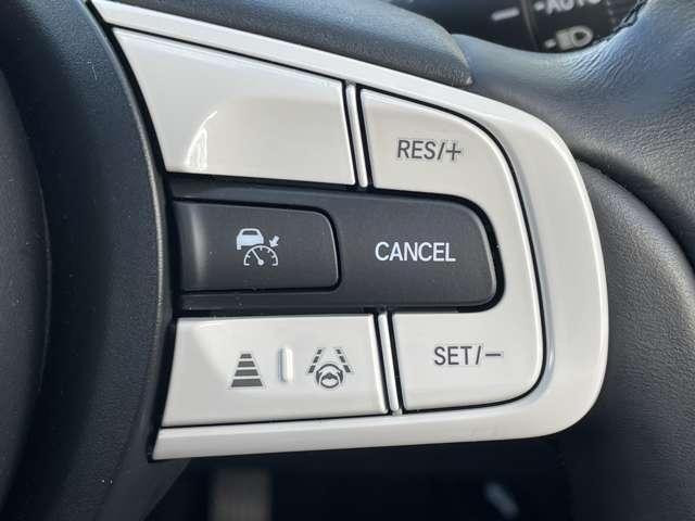 �u�A�_�v�e�B�u�N���[�Y�R���g���[���v�@�O�𑖂�N���}�Ƃ̎Ԋԋ��������ɕۂ��Ȃ��瑬�x�������ĒǏ]���Ă����̂ŁA�������h���C�u���̕��S���y�����܂���