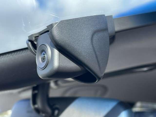 �u�h���C�u���R�[�_�[�v�@�}��~��Փ˂ȂǂŎԂɏՌ�������������A�f���E�������L�^����ԍڑ��u�ł���