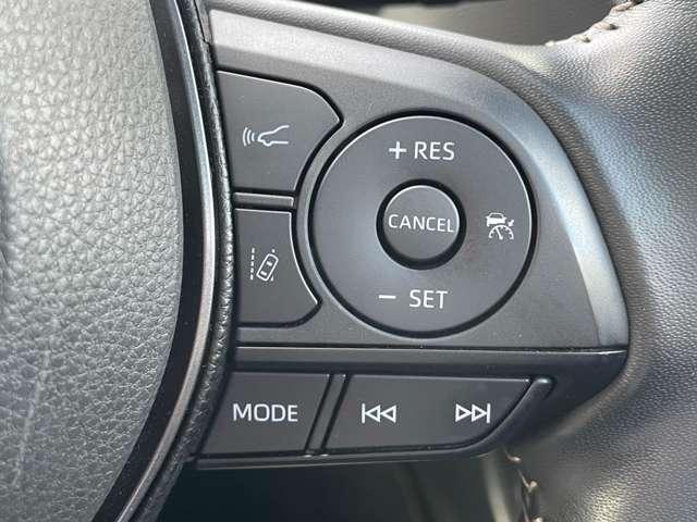 �u���[�_�[�N���[�Y�R���g���[���v�@�O�𑖂�N���}�Ƃ̎Ԋԋ��������ɕۂ��Ȃ��瑬�x�������ĒǏ]���Ă����̂ŁA�������h���C�u���̕��S���y�����܂���